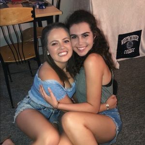 Meet your Posher, Annie